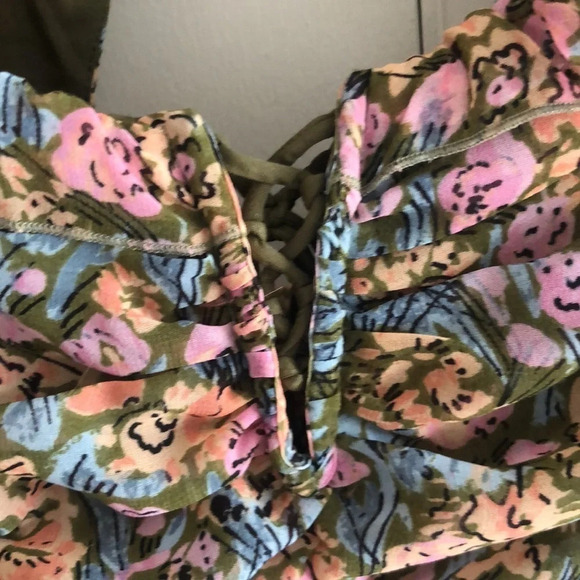 FREE PEOPLE | Floral peasant crop top with balloon sleeves - Picture 5 of 10